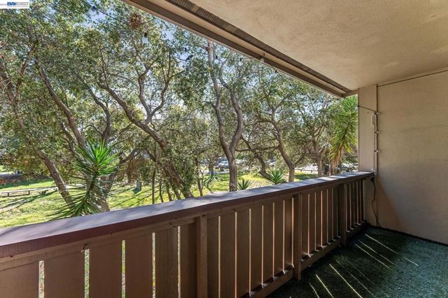 1321 Webster Street D103, Alameda, CA 94501