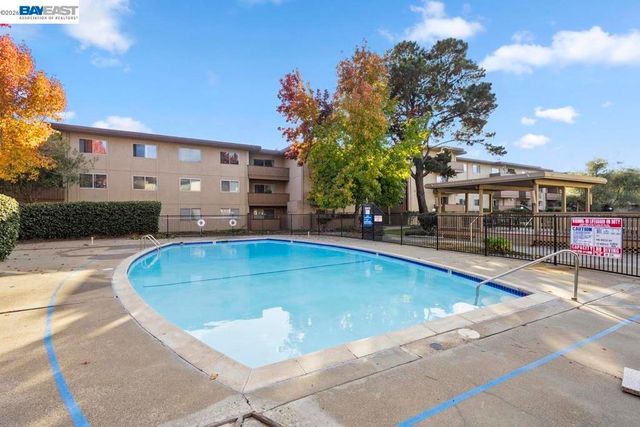 1321 Webster Street D103, Alameda, CA 94501