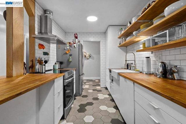 1321 Webster Street D103, Alameda, CA 94501