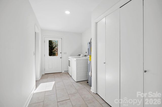 735 Macedonia Road, Asheville, NC 28804