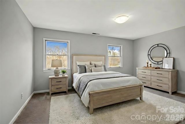 735 Macedonia Road, Asheville, NC 28804