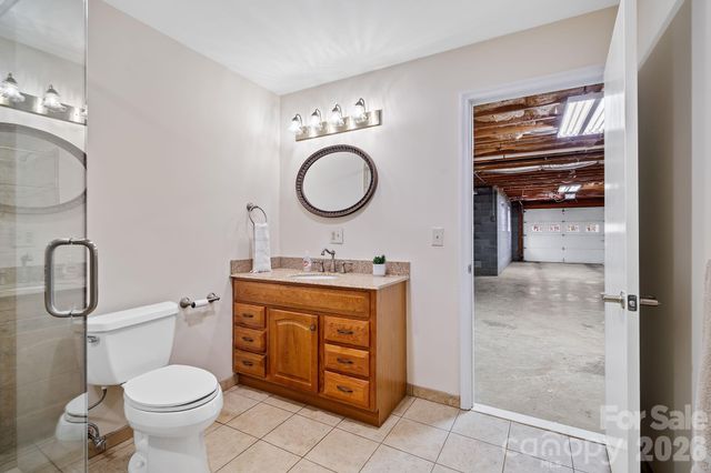 735 Macedonia Road, Asheville, NC 28804