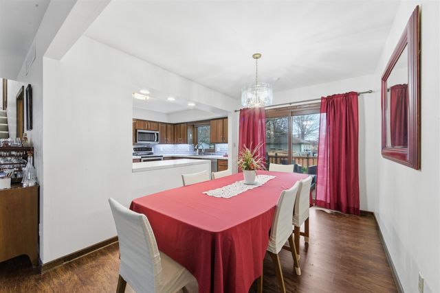 1118 N Sandplum Ln, Wichita, KS 67212