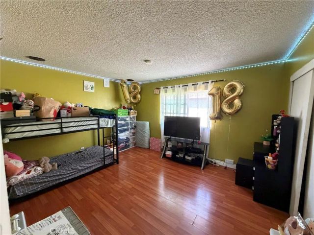 2301 S. Center Street, Santa Ana, CA 92704