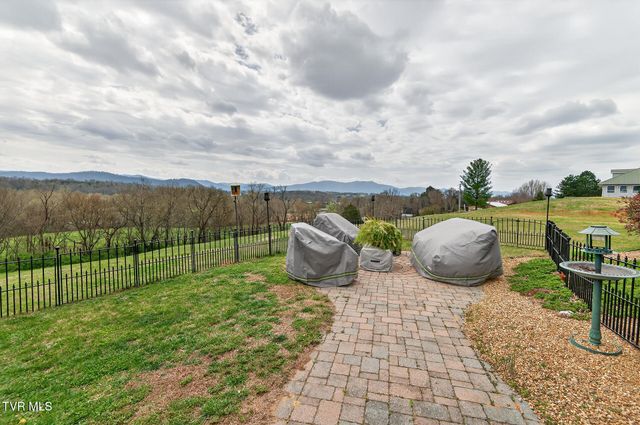 100 Golf Villa Drive, Greeneville, TN 37743