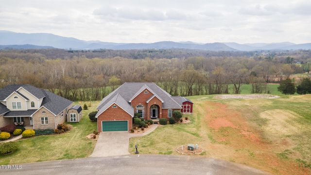 100 Golf Villa Drive, Greeneville, TN 37743