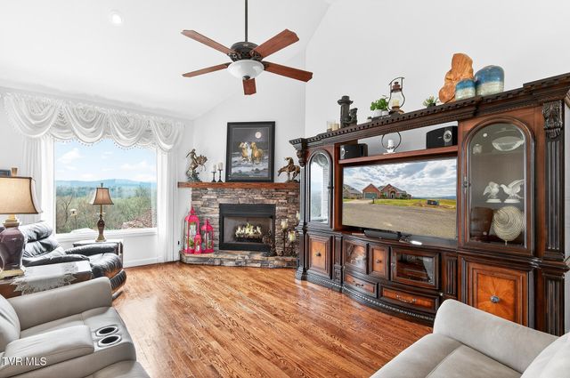 100 Golf Villa Drive, Greeneville, TN 37743