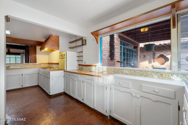 1494 E Prospect Lane, Tucson, AZ 85719