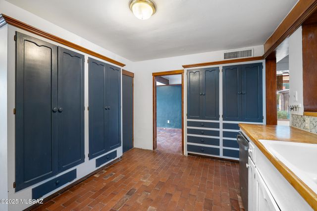 1494 E Prospect Lane, Tucson, AZ 85719