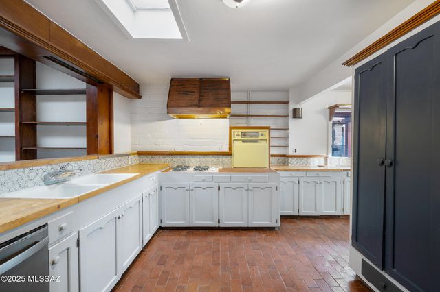 1494 E Prospect Lane, Tucson, AZ 85719