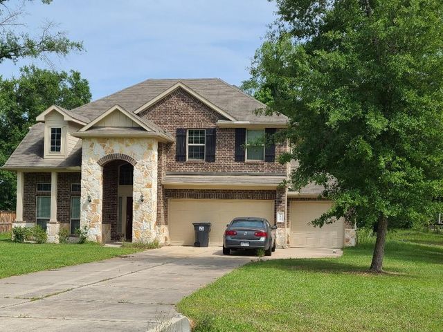 9155 White Tail Drive, Conroe, TX 77303