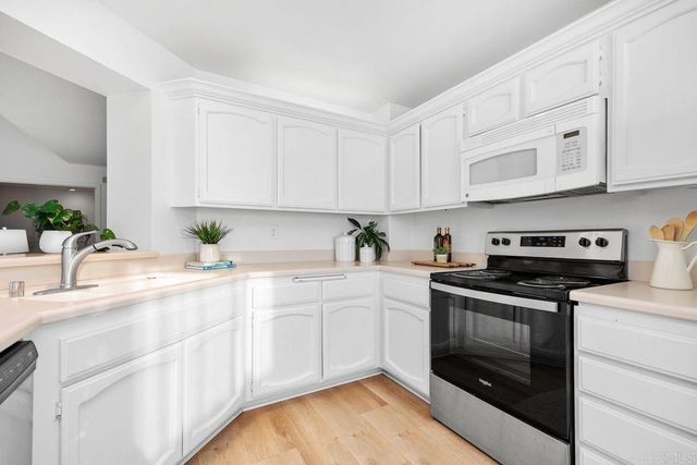 7013 Lavender Way, Carlsbad, CA 92011