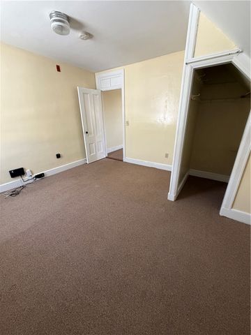 156 Garden Street 3-RT, Pawtucket, RI 02860