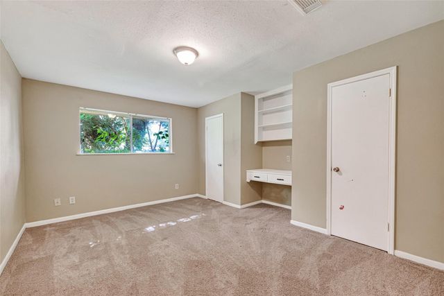 9702 Hillis Street, Houston, TX 77078