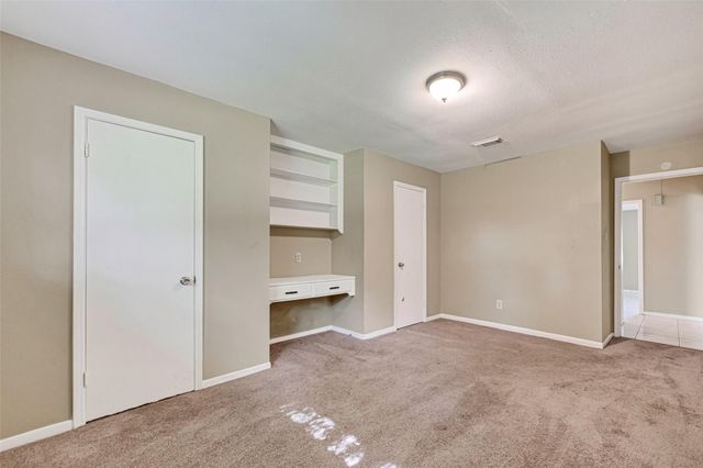 9702 Hillis Street, Houston, TX 77078