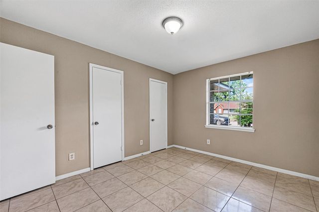 9702 Hillis Street, Houston, TX 77078