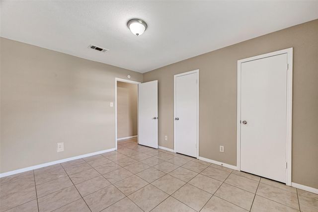 9702 Hillis Street, Houston, TX 77078