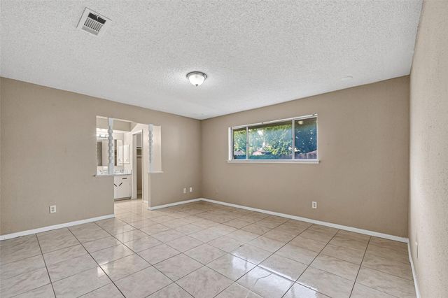 9702 Hillis Street, Houston, TX 77078