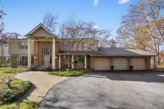 56853 Mount Vernon Road, Shelby Twp, MI 48316