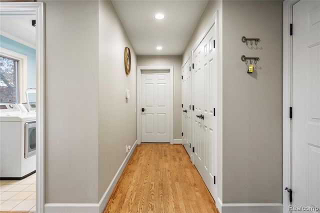 56853 Mount Vernon Road, Shelby Twp, MI 48316