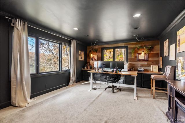 56853 Mount Vernon Road, Shelby Twp, MI 48316