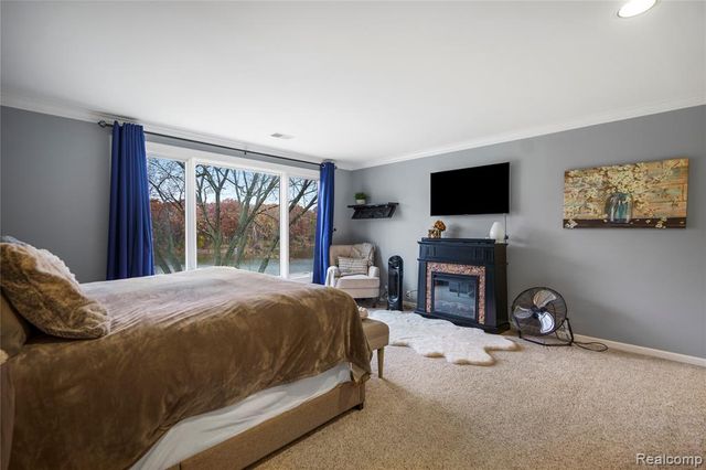 56853 Mount Vernon Road, Shelby Twp, MI 48316