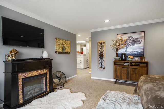 56853 Mount Vernon Road, Shelby Twp, MI 48316