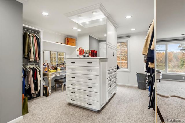 56853 Mount Vernon Road, Shelby Twp, MI 48316