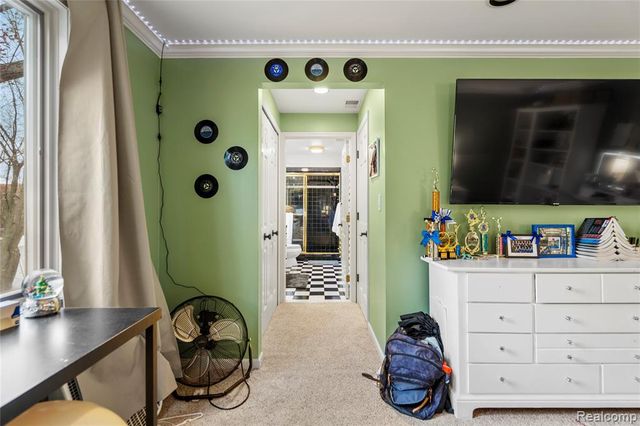 56853 Mount Vernon Road, Shelby Twp, MI 48316