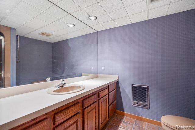 56853 Mount Vernon Road, Shelby Twp, MI 48316