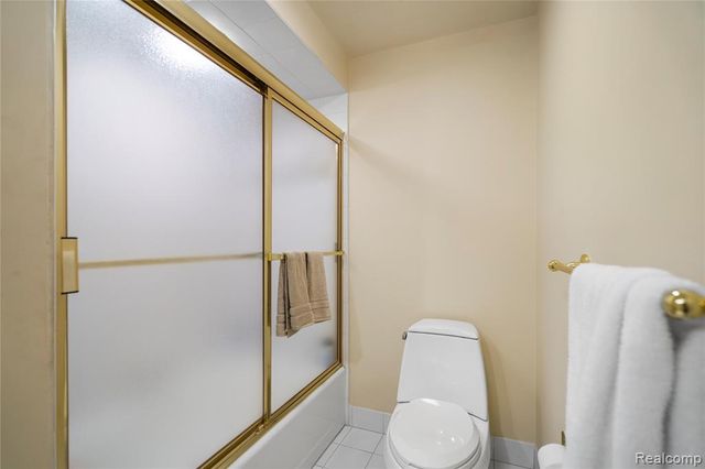 56853 Mount Vernon Road, Shelby Twp, MI 48316