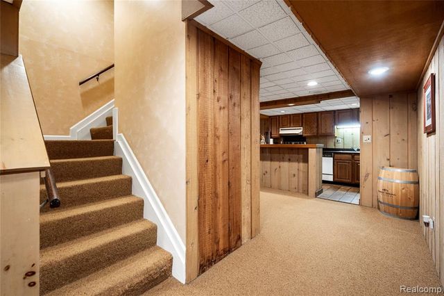 56853 Mount Vernon Road, Shelby Twp, MI 48316