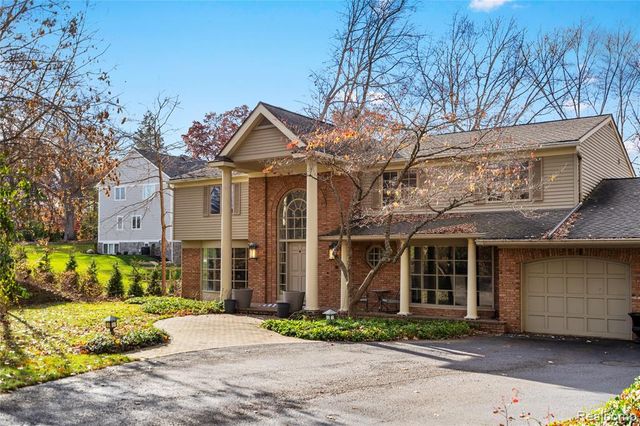 56853 Mount Vernon Road, Shelby Twp, MI 48316