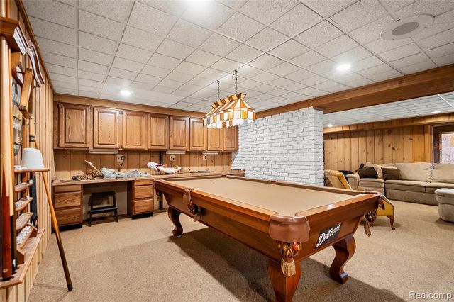 56853 Mount Vernon Road, Shelby Twp, MI 48316