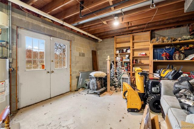 56853 Mount Vernon Road, Shelby Twp, MI 48316