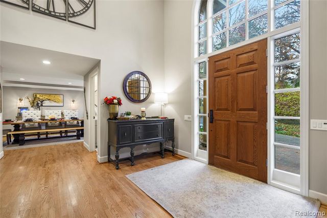 56853 Mount Vernon Road, Shelby Twp, MI 48316