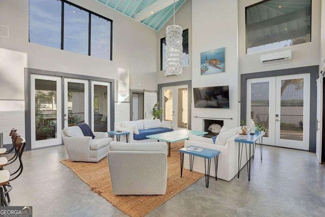 125 Tiffany Lane, St. Simons, GA 31522