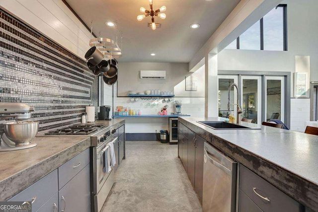 125 Tiffany Lane, St. Simons, GA 31522