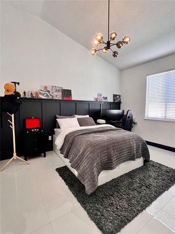 12005 SUMMERSPRING LAKES DRIVE, Orlando, FL 32825