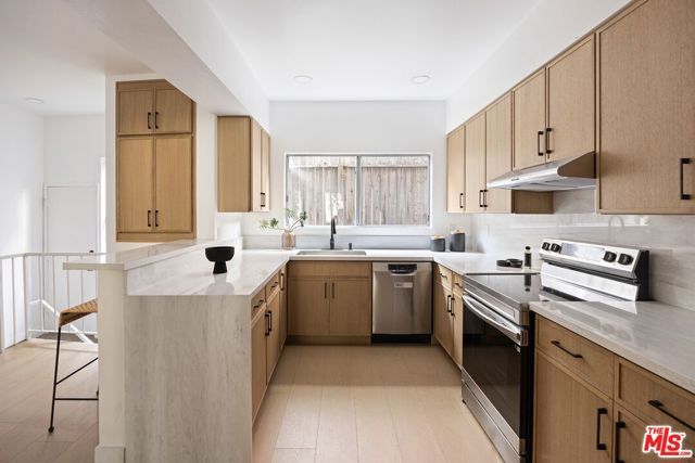 1517 Westholme Avenue, Los Angeles, CA 90024