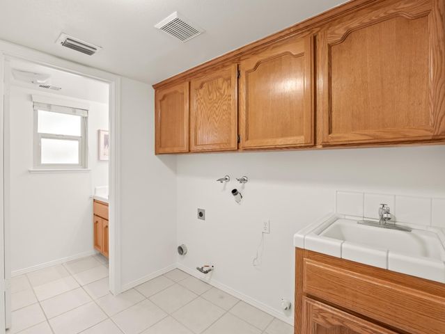 4224 W Paul Avenue, Fresno, CA 93722