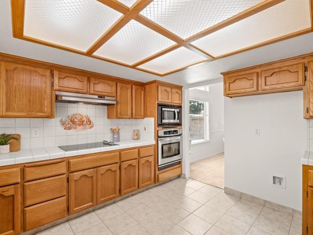 4224 W Paul Avenue, Fresno, CA 93722