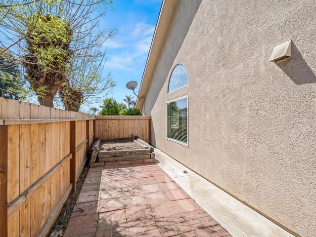 4224 W Paul Avenue, Fresno, CA 93722