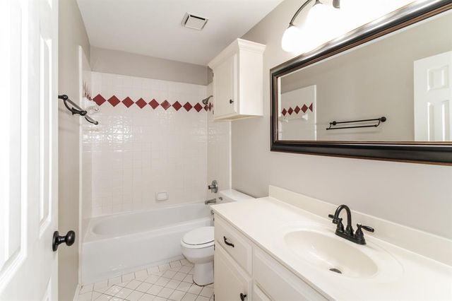 2809 Victoria Drive, Norman, OK 73072