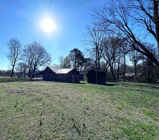 245 S 18 Street, Piggott, AR 72454