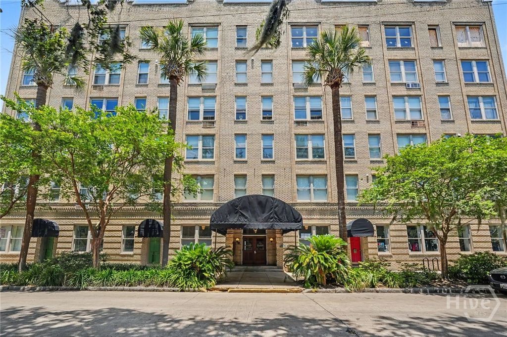 106 W Gwinnett Street 2A, Savannah, GA 31401