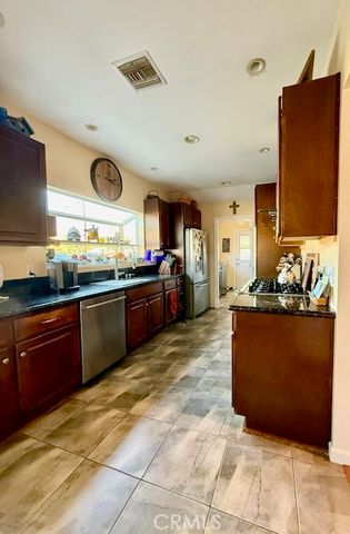 30076 Bouquet Canyon, Saugus (santa Clarita), CA 91390