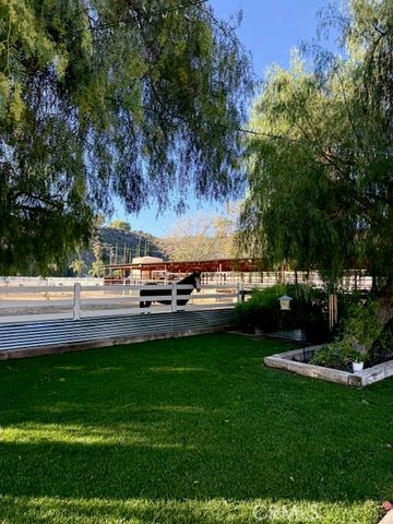 30076 Bouquet Canyon, Saugus (santa Clarita), CA 91390