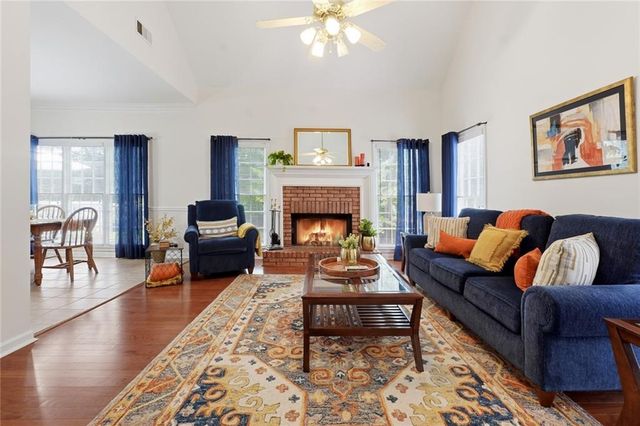 3191 Crestmont Way NW, Kennesaw, GA 30152