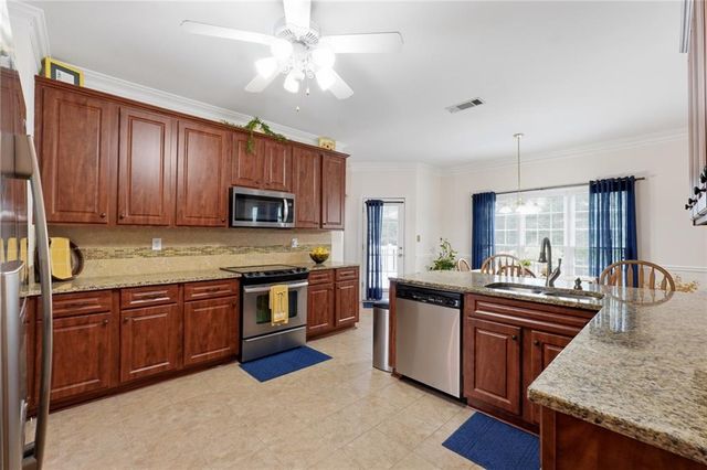 3191 Crestmont Way NW, Kennesaw, GA 30152
